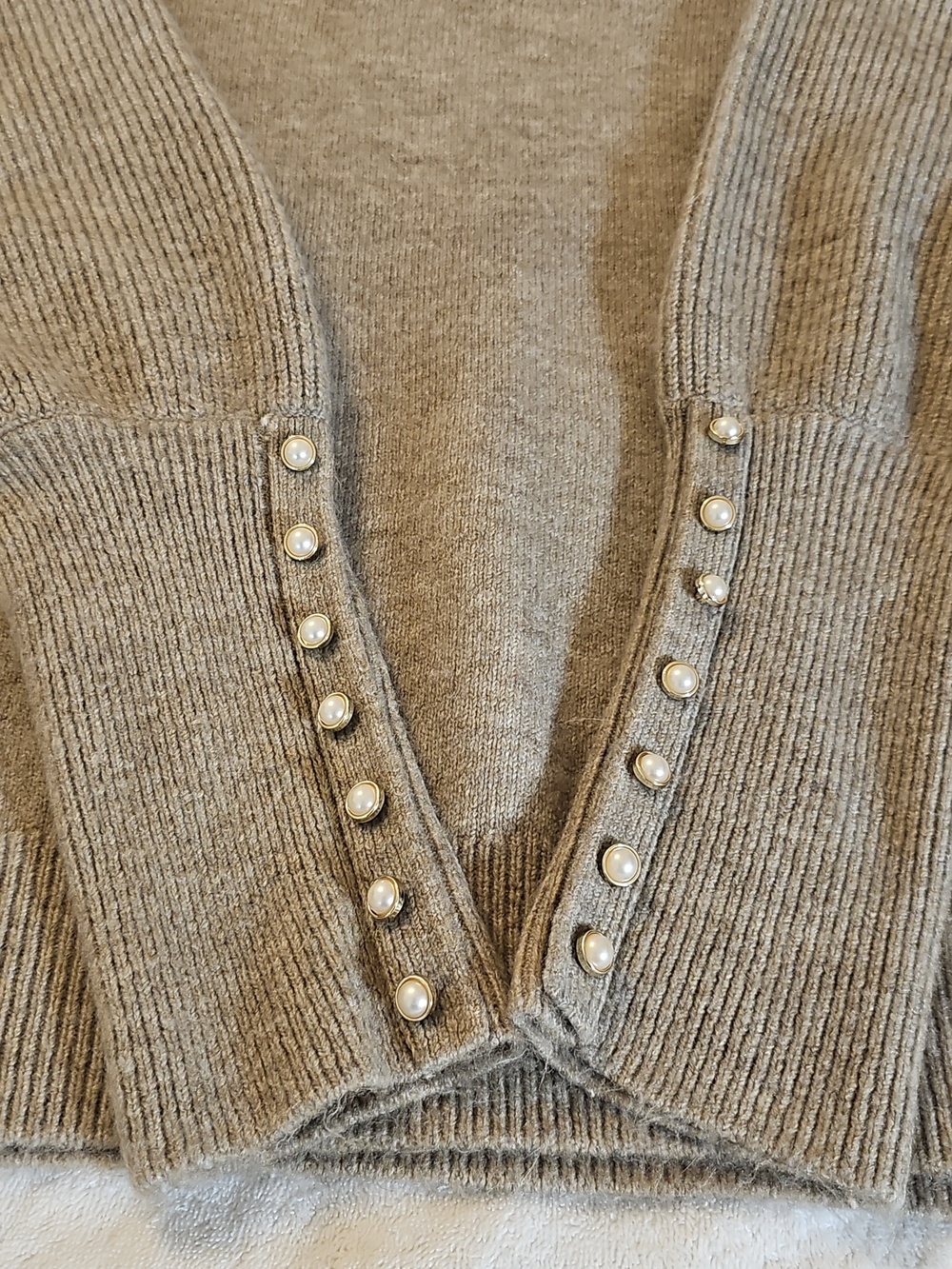 Women's XL Mock Neck Pearl Sleeve Cuff Sweater - Beige Neutral Earthtone Staple